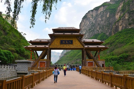 Travel notes of Baquan gorge in spring